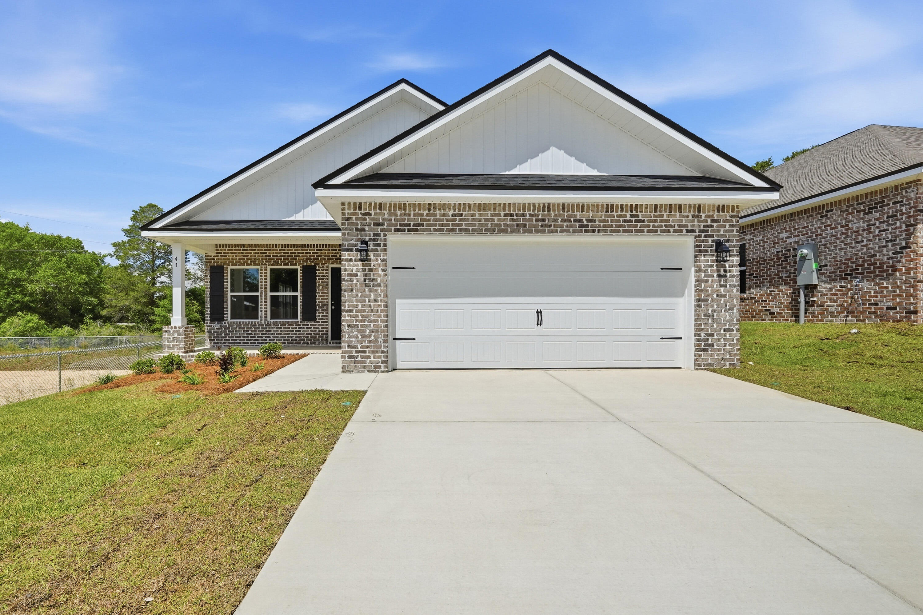 41 Spooner Street DeFuniak Springs, FL 32433 - Photo 1 of 22 41 spooner st-1