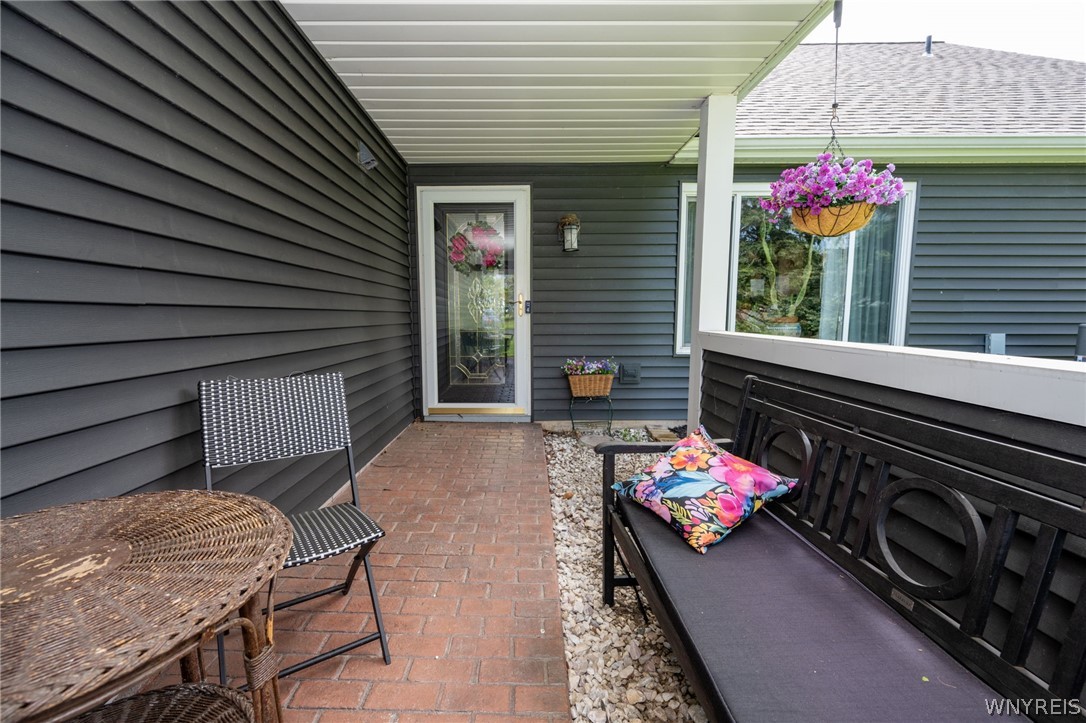 3142 East River Road Grand Island, NY 14072 - Photo 4 of 45