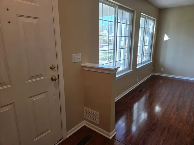 $229,900 | 39694 Warren Lane, Unit 39694, Beach Park, IL 60083