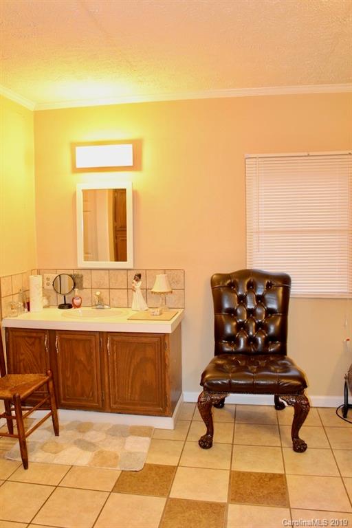 1666 Lincoln Road York, SC 29745 - Photo 5 of 11 Gallery Image 5