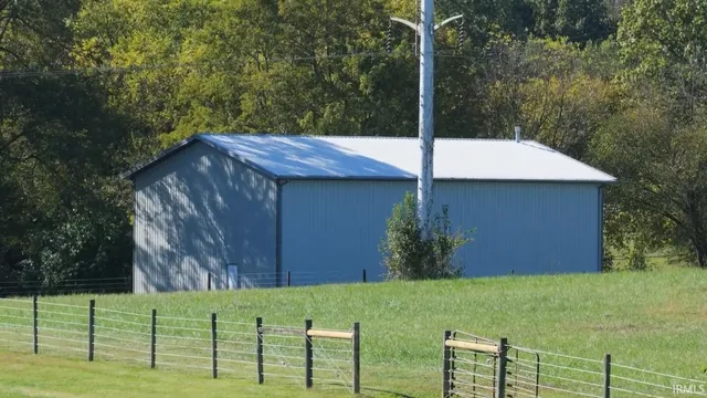 $1,250,000 | 550 Helton Road, Bedford, IN 47421