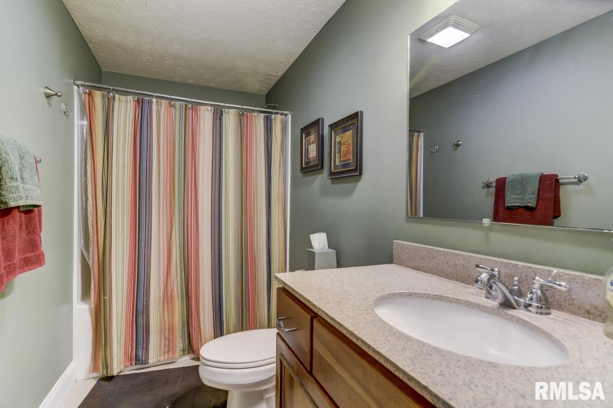 112 Ramblewood Road Chatham, IL 62629 - Photo 35 of 40 Gallery Image 35