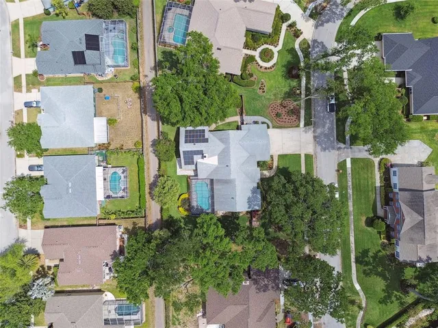 $899,999 | 3612 Sugar Loaf Lane, Valrico, FL 33596