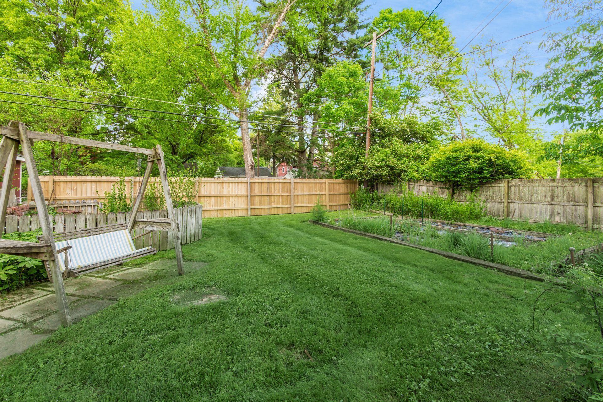 282 Garden Road Columbus, OH 43214 - Photo 31 of 38 Back Yard