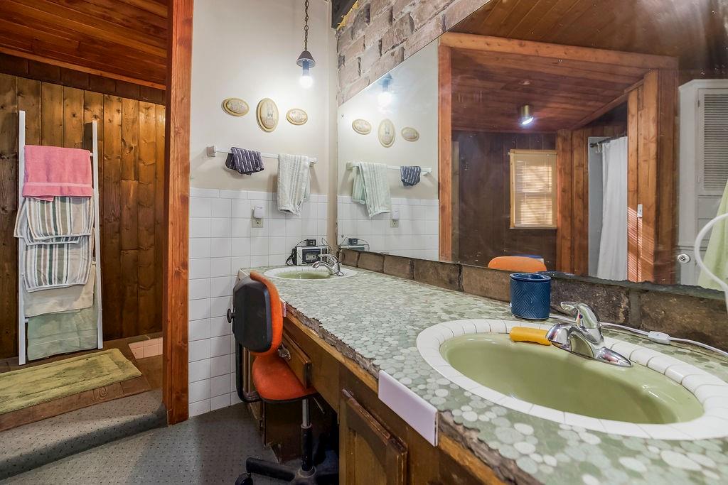 7693 Benner Lake Road Southeast Dearborn, MO 64439 - Photo 14 of 36