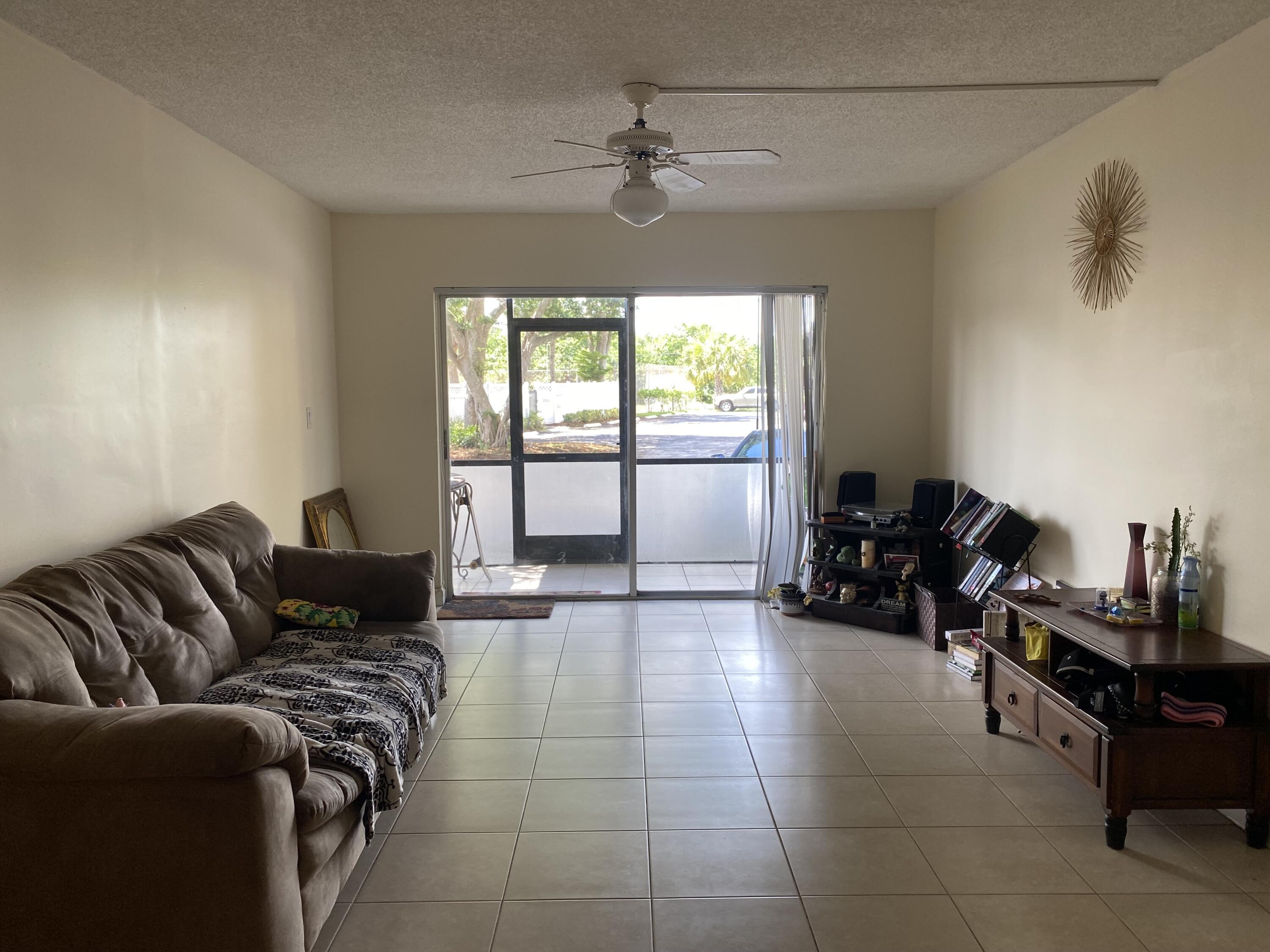 480 Northwest 20th Street, Unit 101 Boca Raton, FL 33431 - Photo 3 of 20 IMG_1226