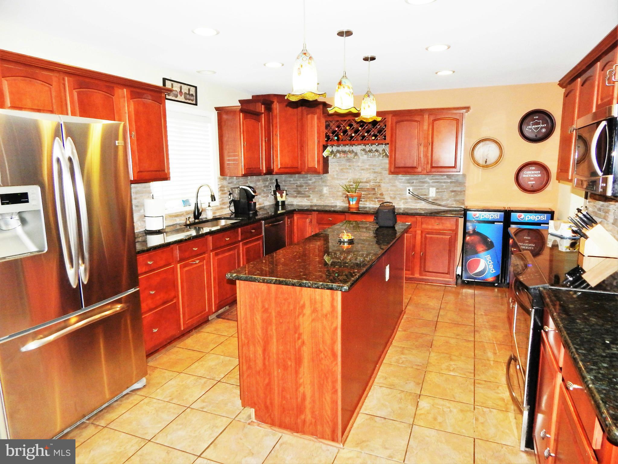 736 Seneca Park Road Middle River, MD 21220 - Photo 2 of 29 Kitchen