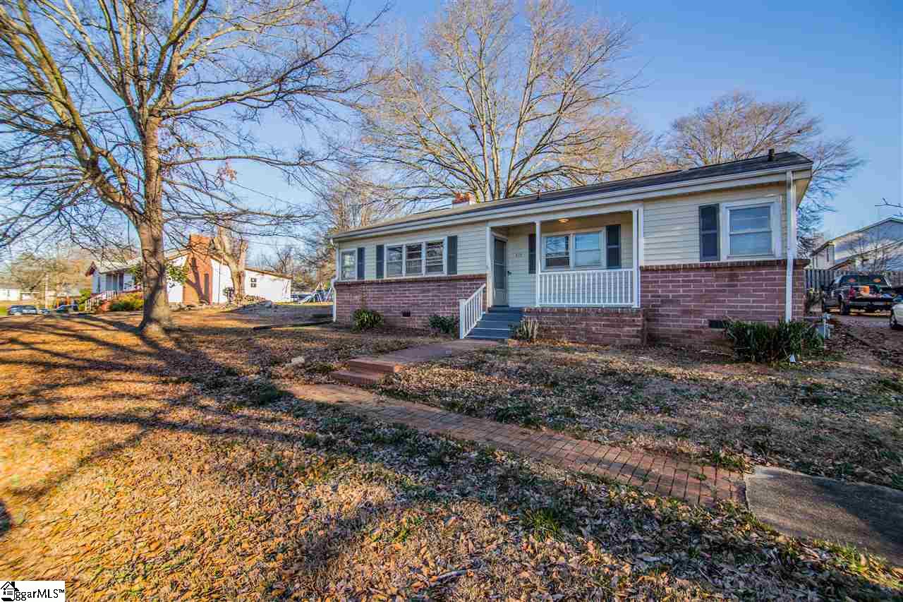 315 New Woodruff Road Greer, SC 29651 - Photo 1 of 25 Gallery Image 1
