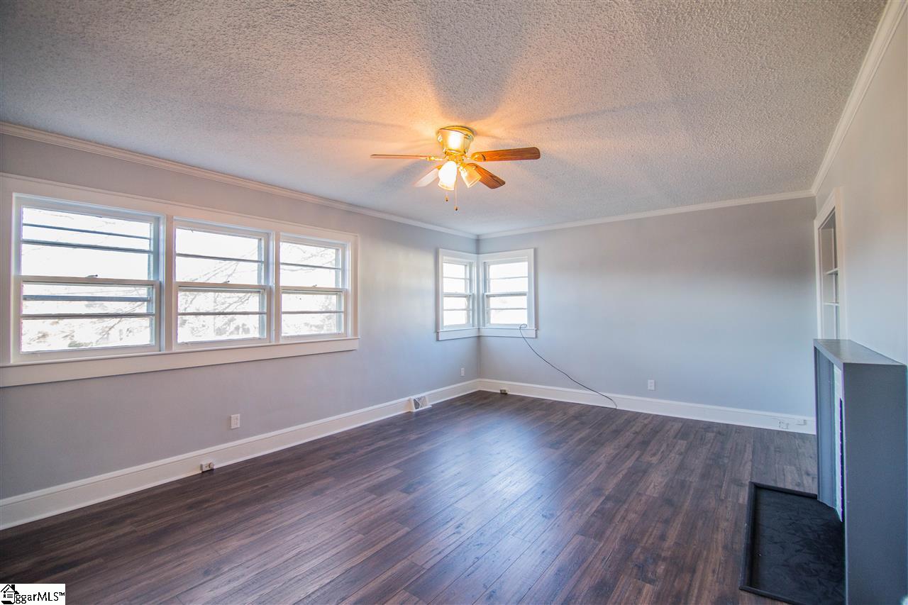 315 New Woodruff Road Greer, SC 29651 - Photo 11 of 25 Gallery Image 11