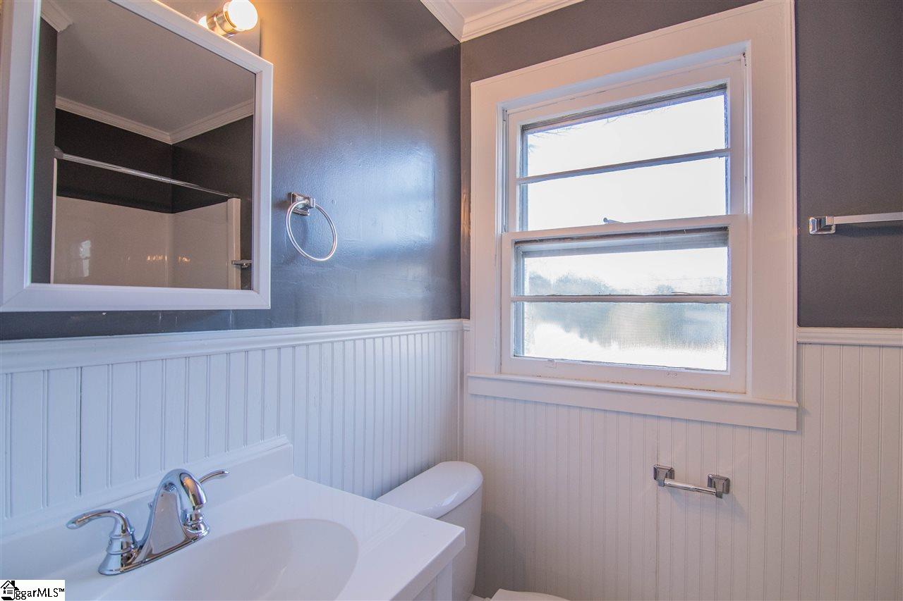 315 New Woodruff Road Greer, SC 29651 - Photo 5 of 25 Gallery Image 5