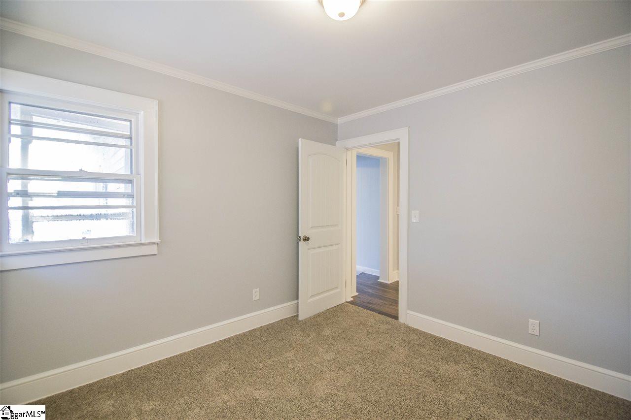 315 New Woodruff Road Greer, SC 29651 - Photo 9 of 25 Gallery Image 9