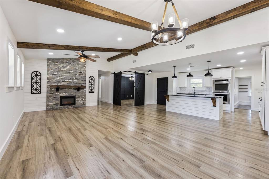 323 McLain Lane Geneva, FL 32732 - Photo 19 of 70