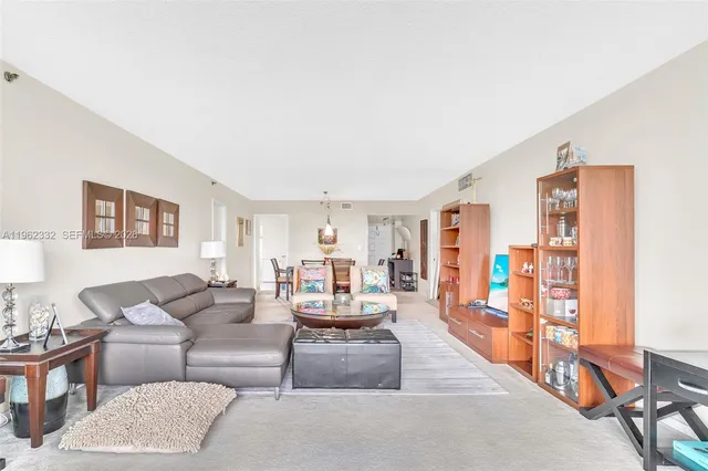 $320,000 | 3510 Oaks Way, Unit 408, Pompano Beach, FL 33069