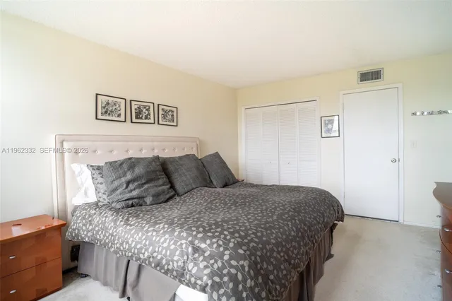 $320,000 | 3510 Oaks Way, Unit 408, Pompano Beach, FL 33069