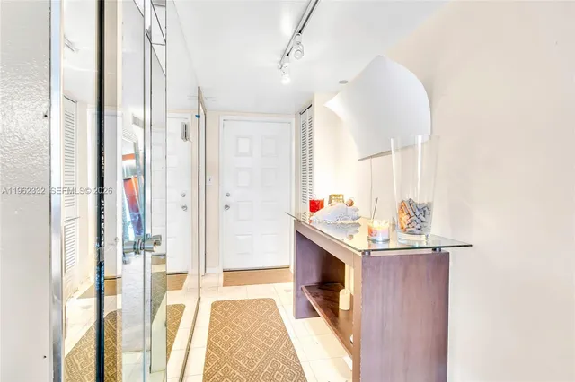 $320,000 | 3510 Oaks Way, Unit 408, Pompano Beach, FL 33069