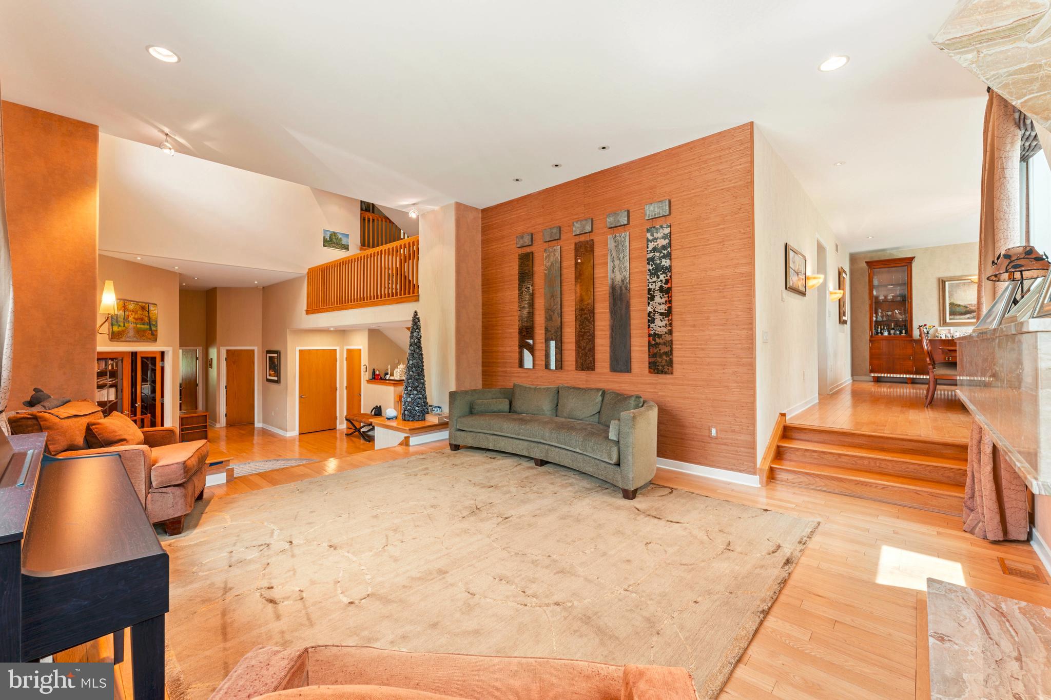 1427 Byberry Road Huntingdon Valley, PA 19006 - Photo 13 of 46