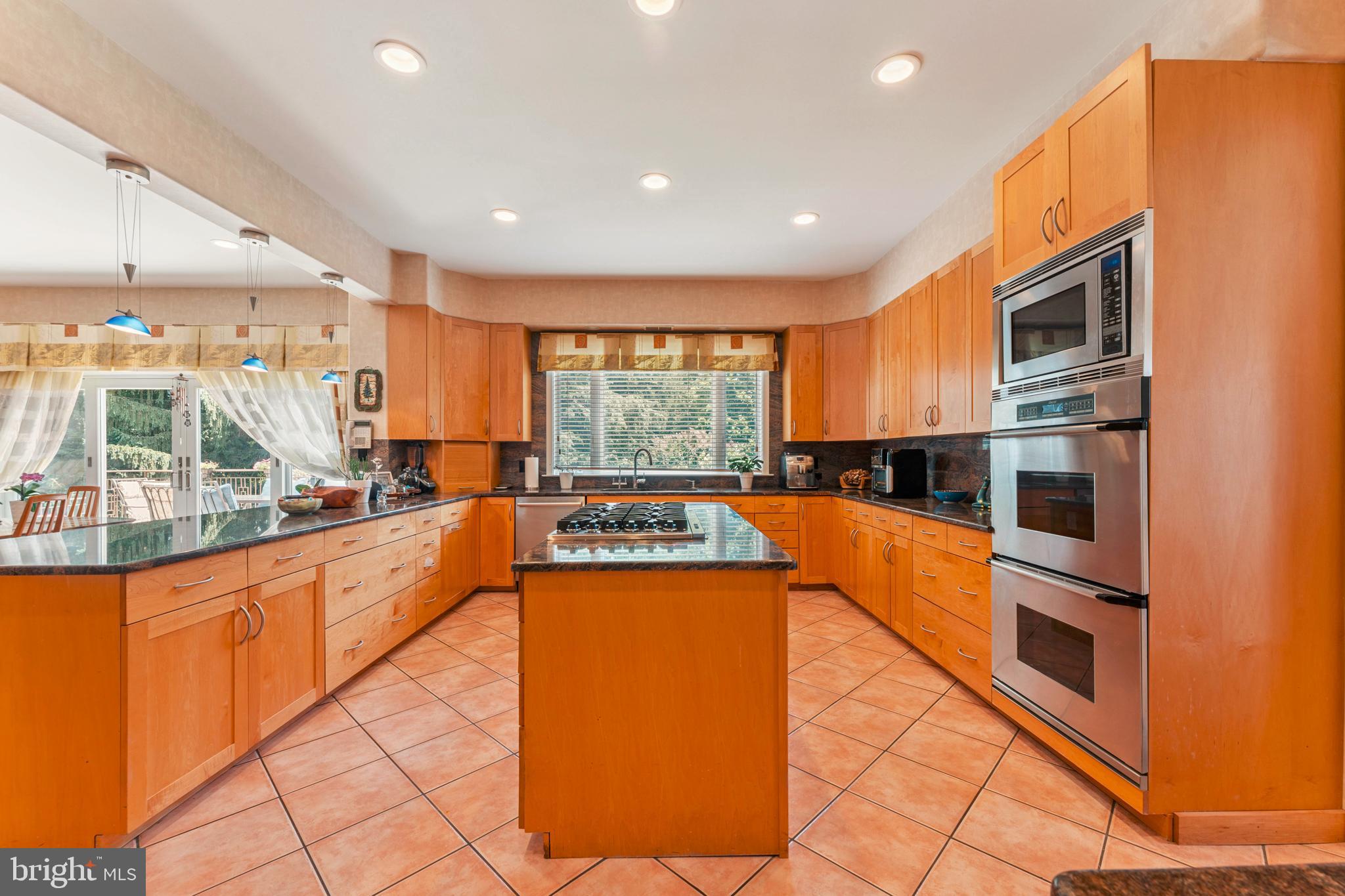 1427 Byberry Road Huntingdon Valley, PA 19006 - Photo 19 of 46