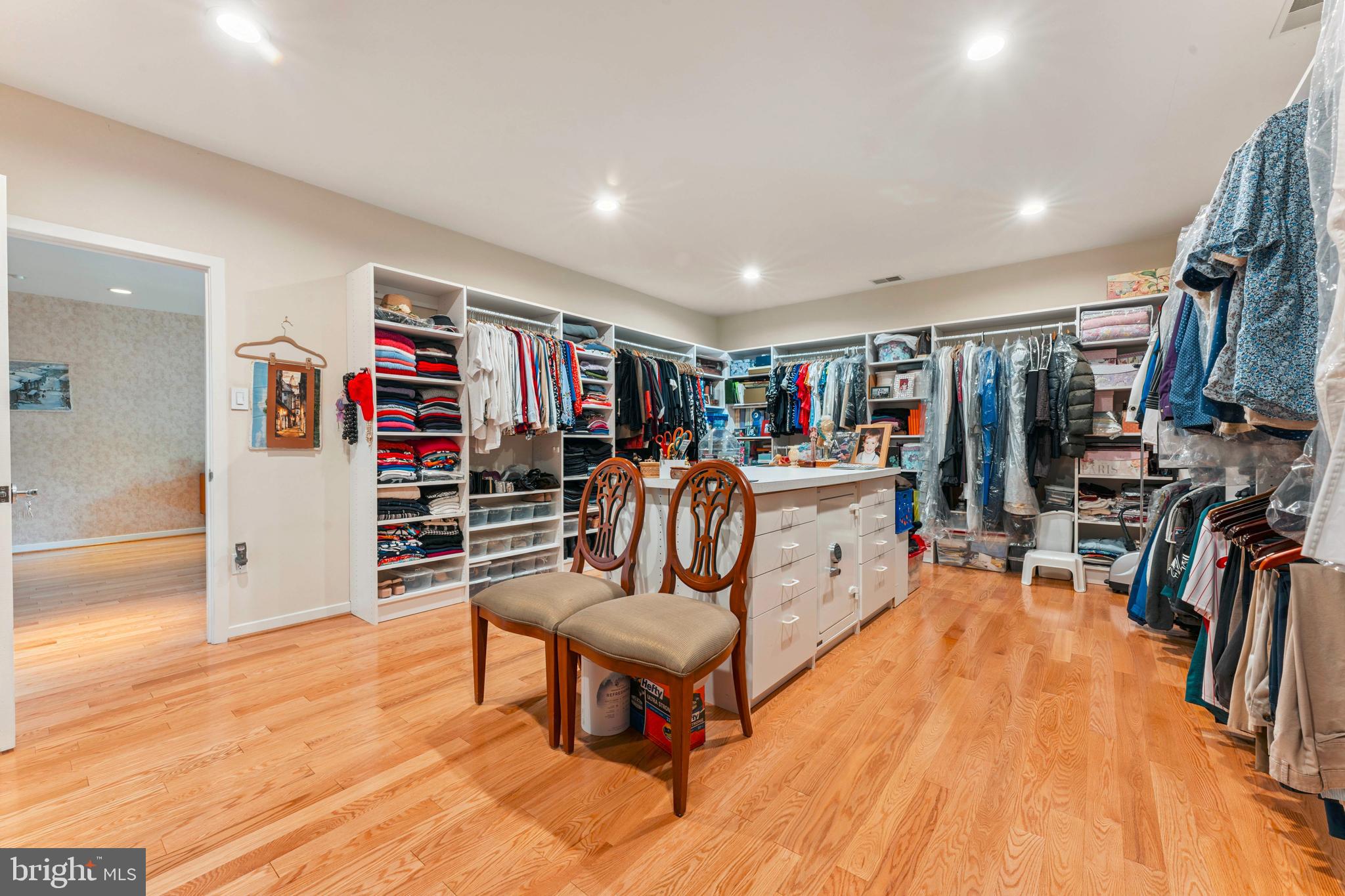 1427 Byberry Road Huntingdon Valley, PA 19006 - Photo 35 of 46