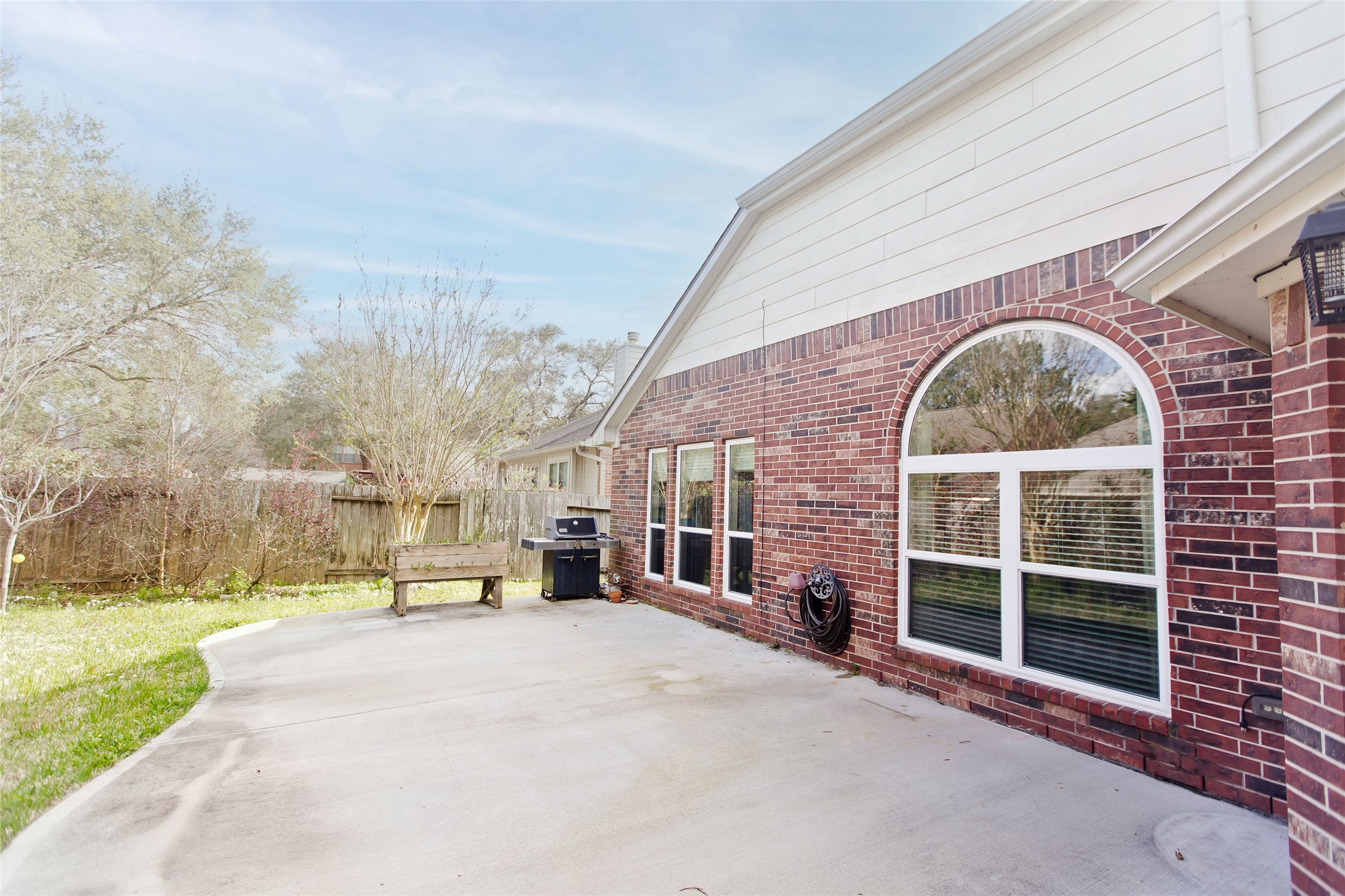 5807 Walkabout Way Katy, TX 77450 - Photo 24 of 25 a view of a building with a outdoor space