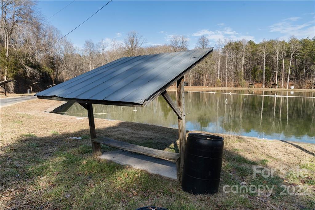 124 Hughey Lake Road Blacksburg, SC 29702 - Photo 11 of 30 Gallery Image 11