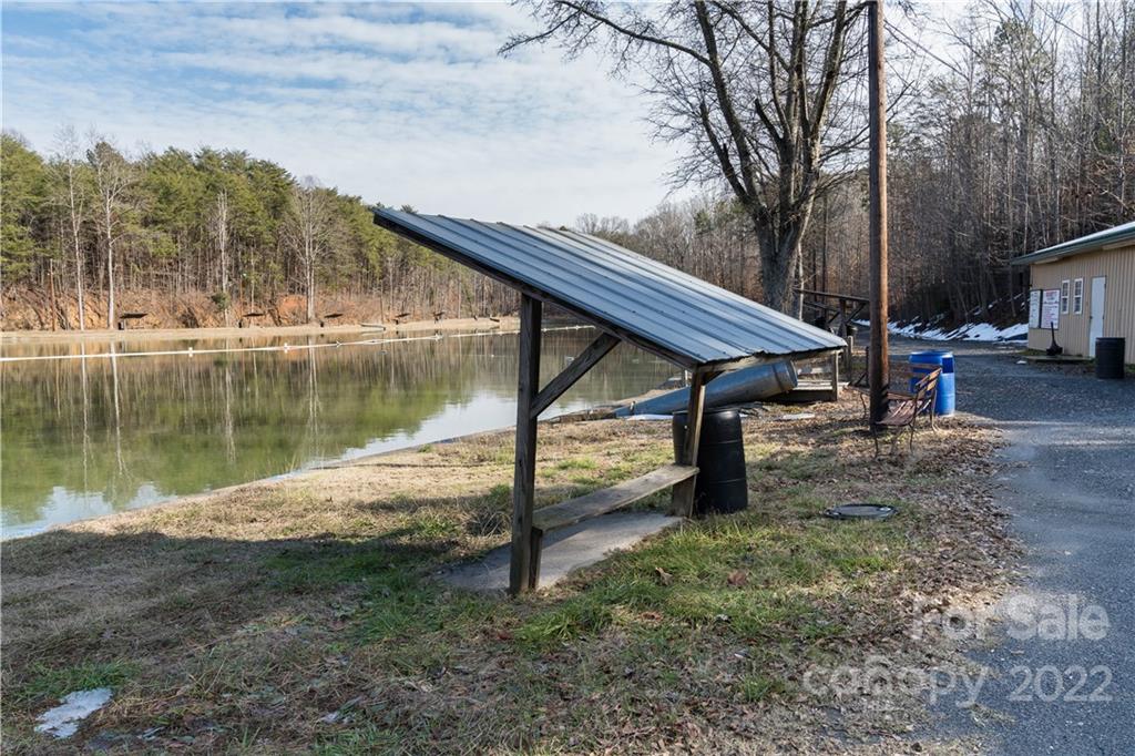 124 Hughey Lake Road Blacksburg, SC 29702 - Photo 10 of 30 Gallery Image 10