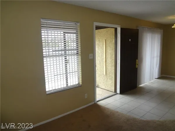 $1,175 | 5456 Cabeza Drive, Unit B, Las Vegas, NV 89103