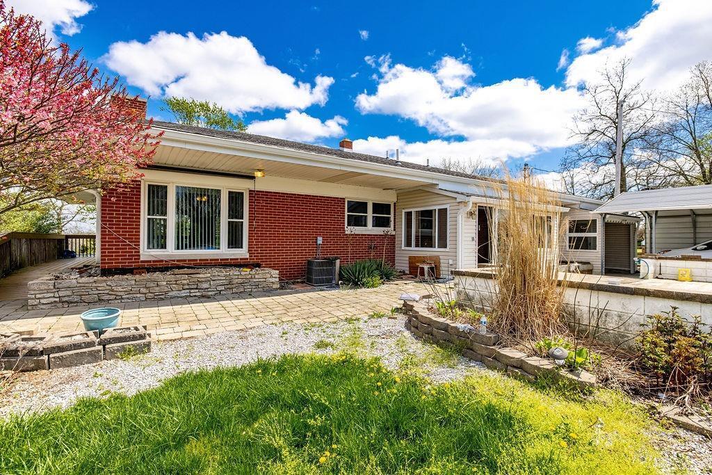 2328 Krucker Road Hamilton, OH 45013 - Photo 4 of 47