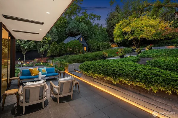 a view of outdoor space yard and patio