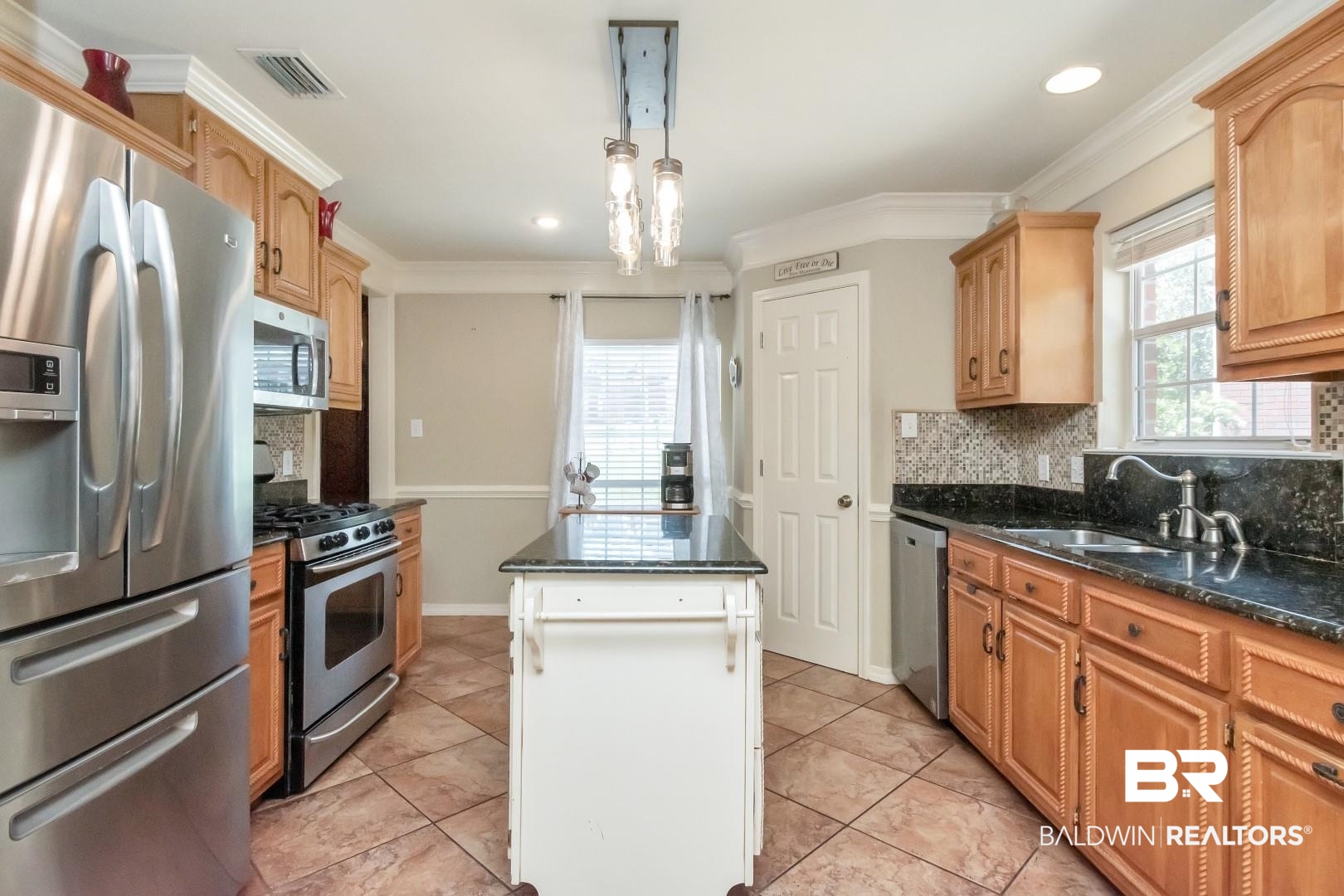 7515 Cumberland Court Mobile, AL 36695 - Photo 18 of 38
