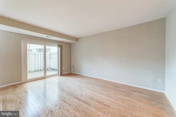 $2,000 | 7938 Bentley Village Drive, Unit 32C, Springfield, VA 22152