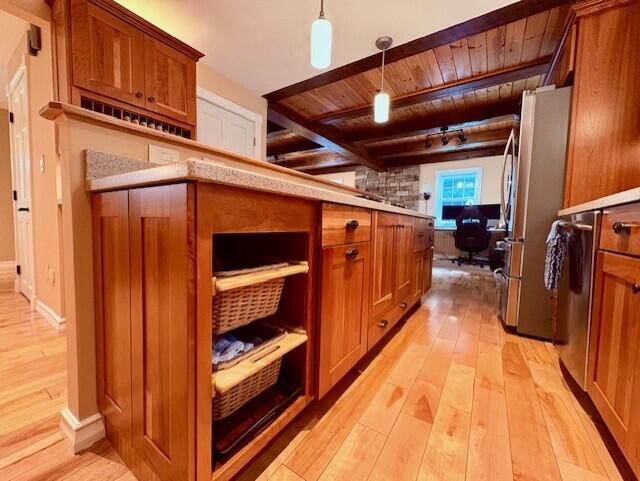 47 Belaire Drive Springvale, ME 04083 - Photo 6 of 38 Kitchen