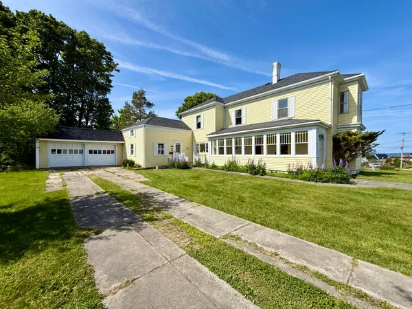 $260,000 | 14 Water Street, Eastport, ME 04631