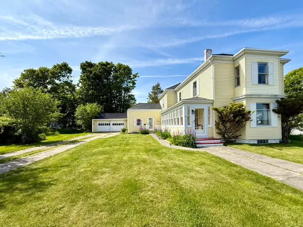 $260,000 | 14 Water Street, Eastport, ME 04631