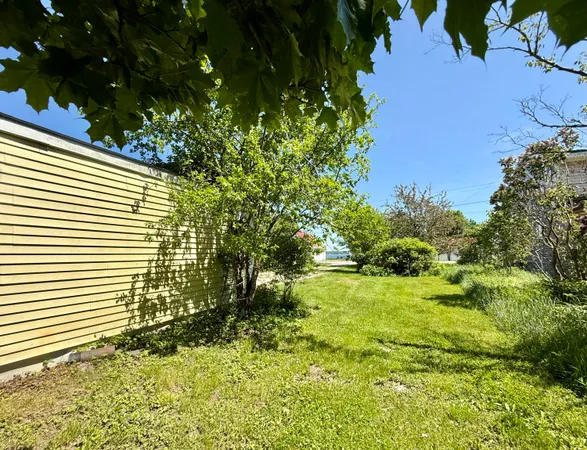 $260,000 | 14 Water Street, Eastport, ME 04631