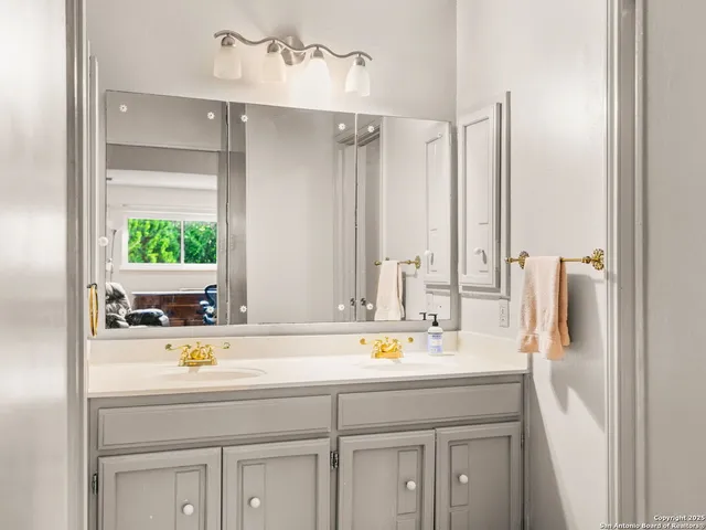 $264,000 | 11610 Whisper Trail Street, San Antonio, TX 78230