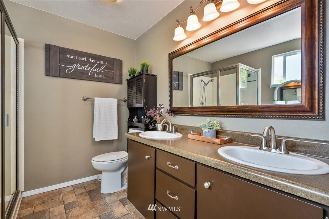 19240 146th Avenue Southeast Renton, WA 98058 - Photo 16 of 28 Gallery Image 16