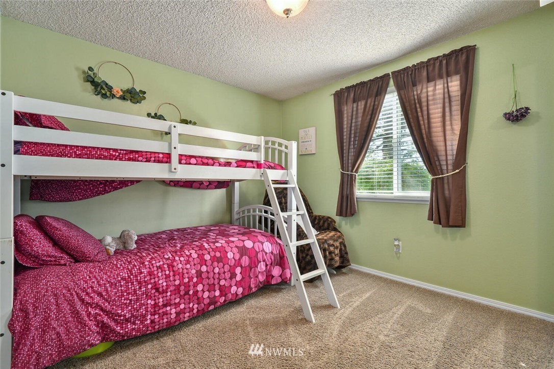 19240 146th Avenue Southeast Renton, WA 98058 - Photo 18 of 28 Gallery Image 18