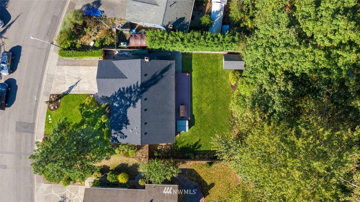 19240 146th Avenue Southeast Renton, WA 98058 - Photo 26 of 28 Gallery Image 26