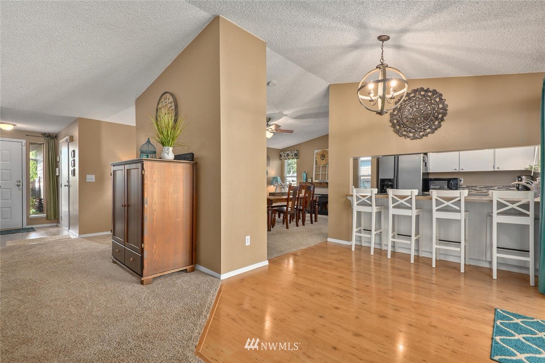 19240 146th Avenue Southeast Renton, WA 98058 - Photo 10 of 28 Gallery Image 10
