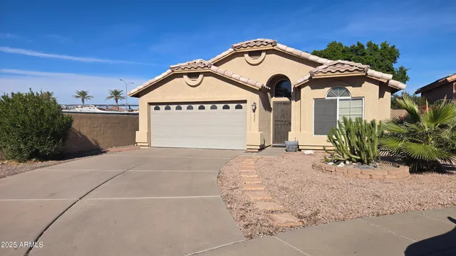 $438,000 | 4830 West Shannon Court, Chandler, AZ 85226
