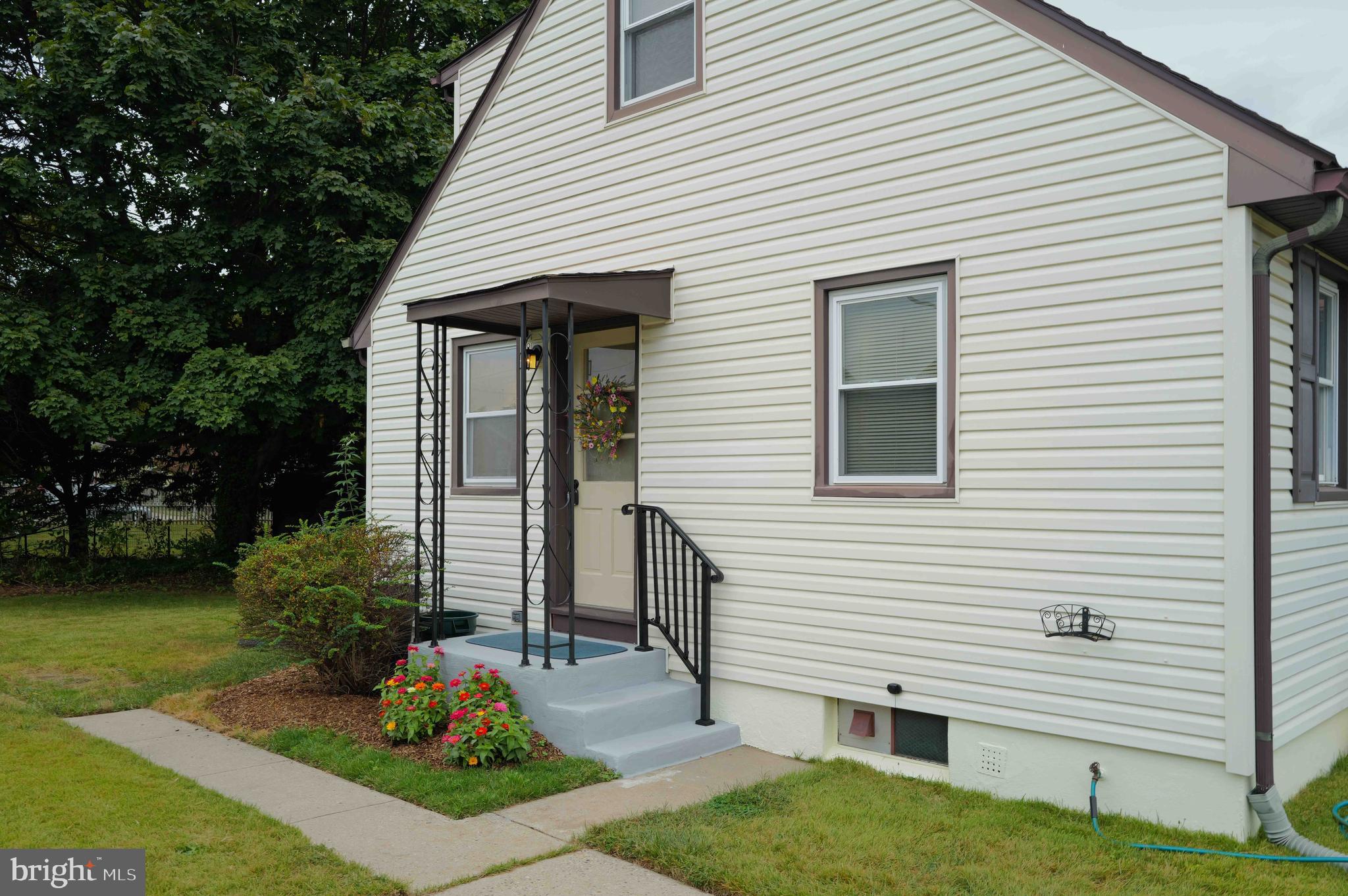 3 Alton Road Hamilton, NJ 08619 - Photo 5 of 44 Side entrance