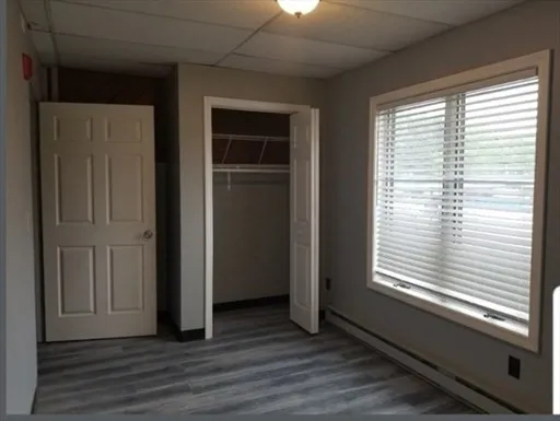 $1,700 | 2 Fairlawn Avenue, Unit SUITE 2, Oxford, MA 01540