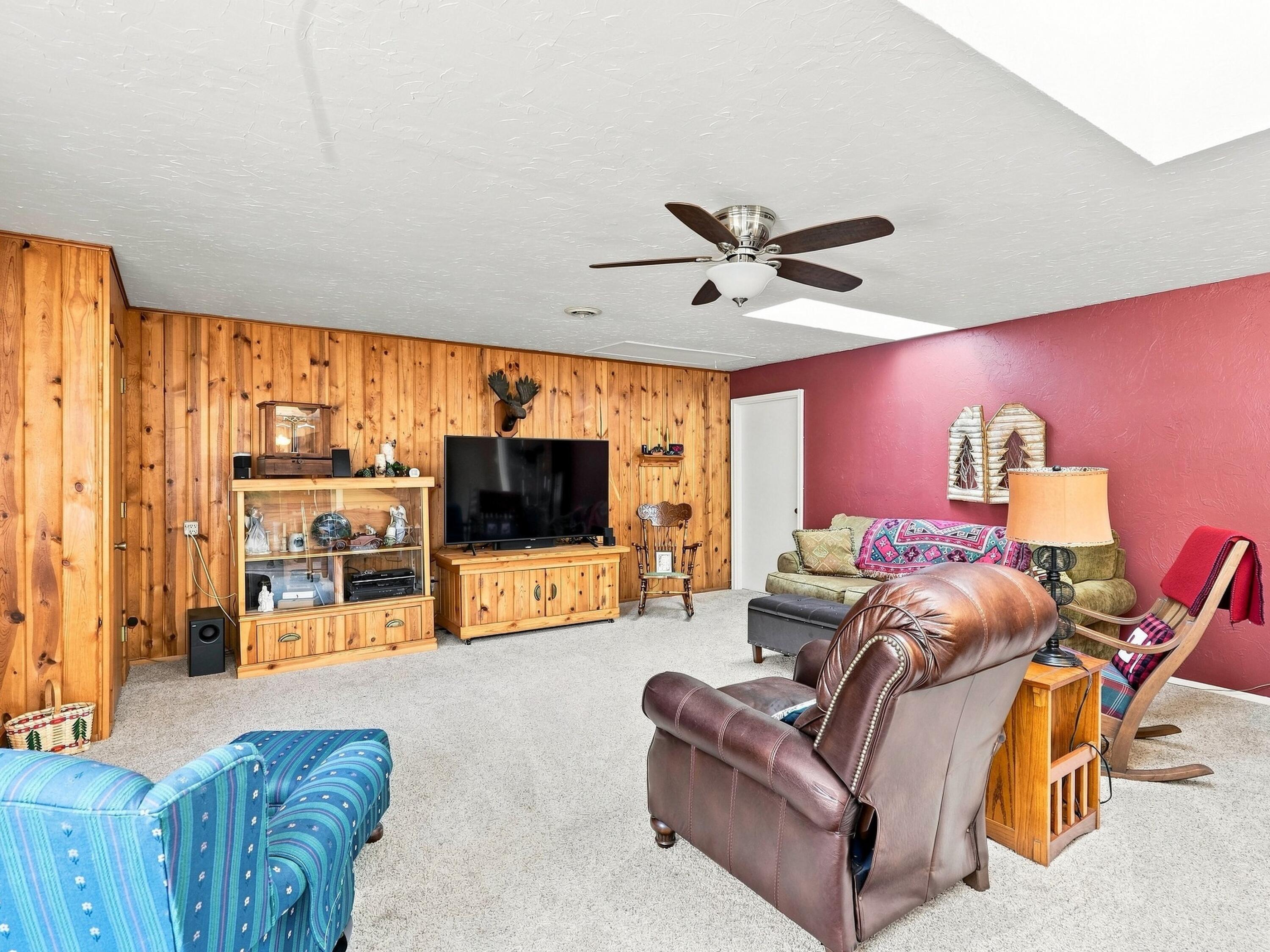 3013 37th Street Two Rivers, WI 54241 - Photo 14 of 44 DSC_01638-1