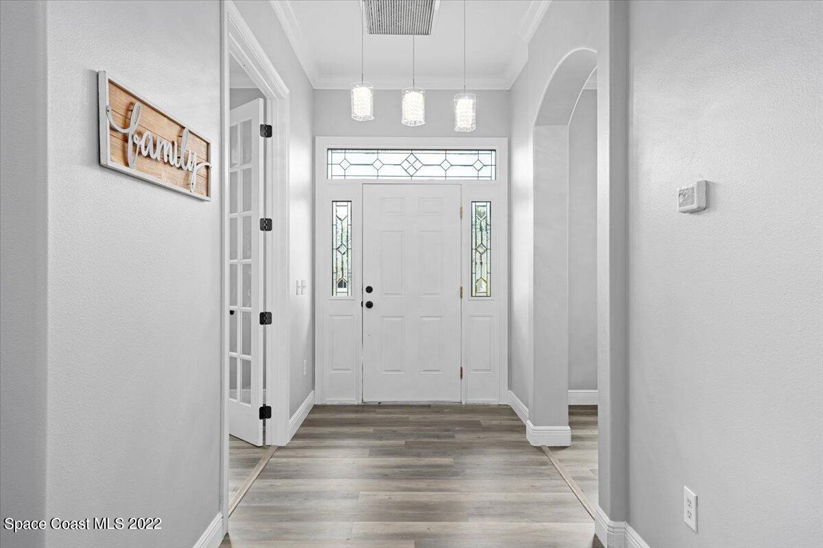 1090 Emerald Road Southeast Palm Bay, FL 32909 - Photo 3 of 26 04-DSC01352