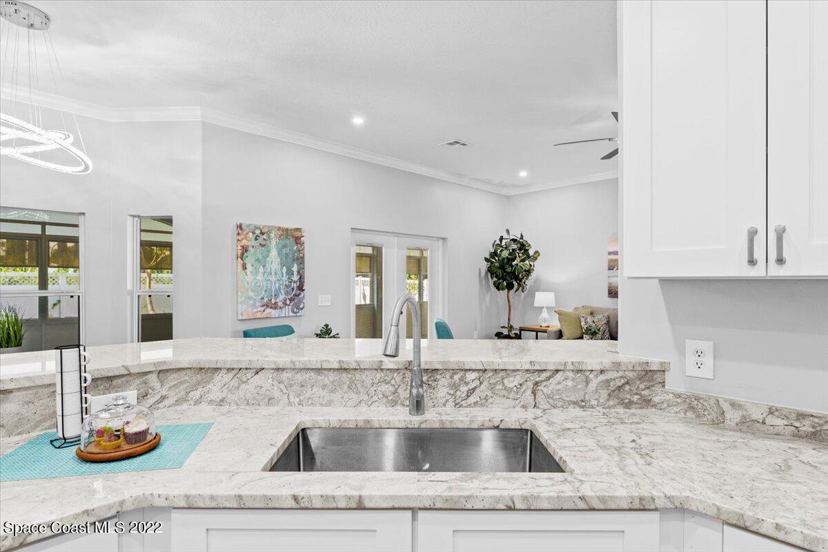 1090 Emerald Road Southeast Palm Bay, FL 32909 - Photo 7 of 26 08-DSC01386