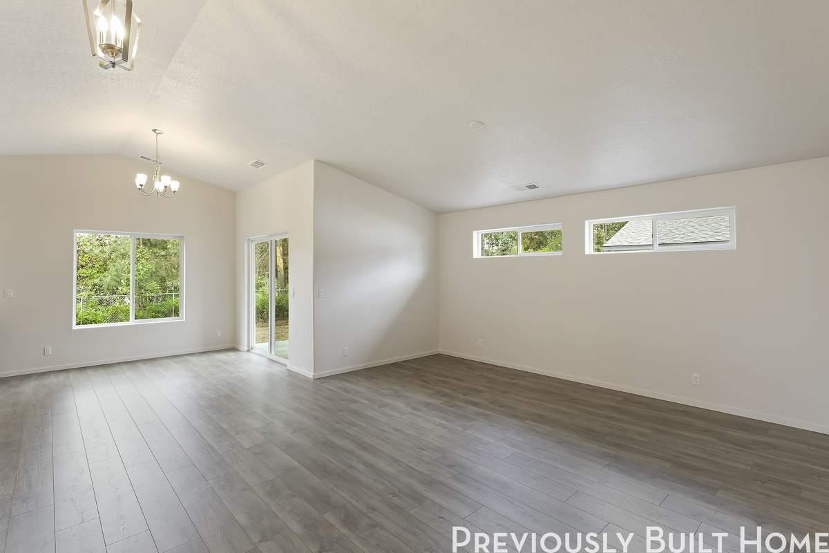 18817 East Riverside Avenue Spokane Valley, WA 99016 - Photo 8 of 13 Gallery Image 8