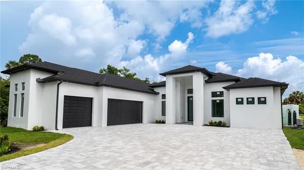 $1,349,000 | 649 Golden Gate Boulevard East, Naples, FL 34120