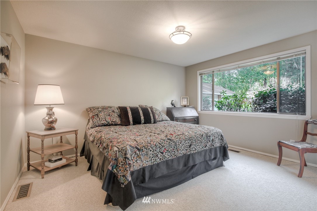 5660 East Grapeview Loop Road Allyn, WA 98524 - Photo 19 of 40 Gallery Image 19