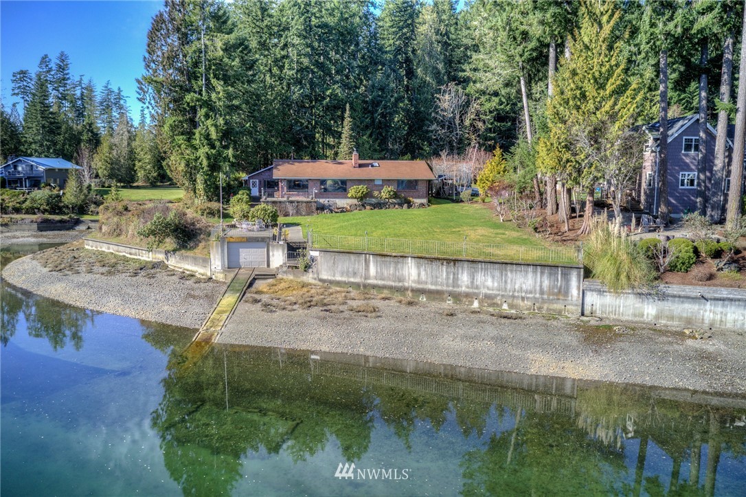 5660 East Grapeview Loop Road Allyn, WA 98524 - Photo 25 of 40 Gallery Image 25