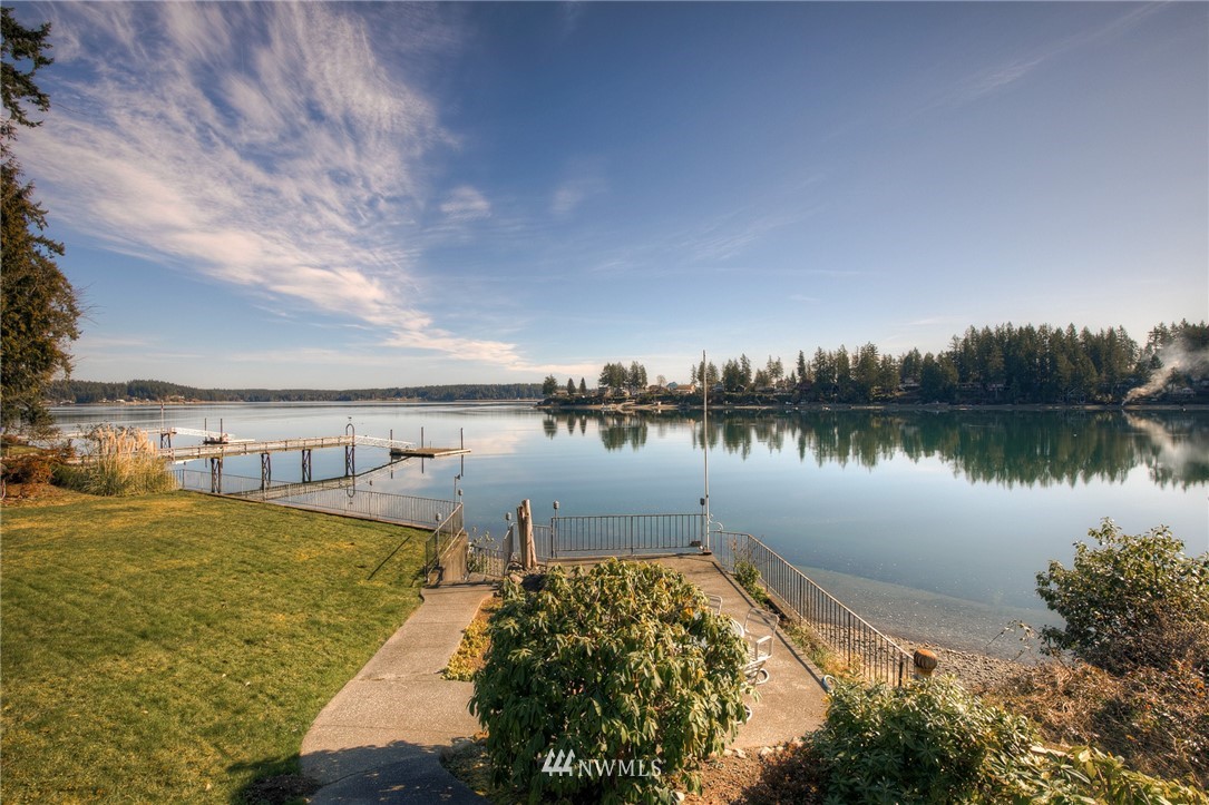 5660 East Grapeview Loop Road Allyn, WA 98524 - Photo 26 of 40 Gallery Image 26